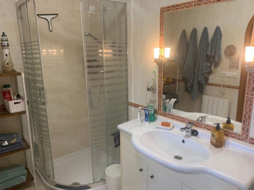 12-53013098fcab6c38b1379cd33298e050