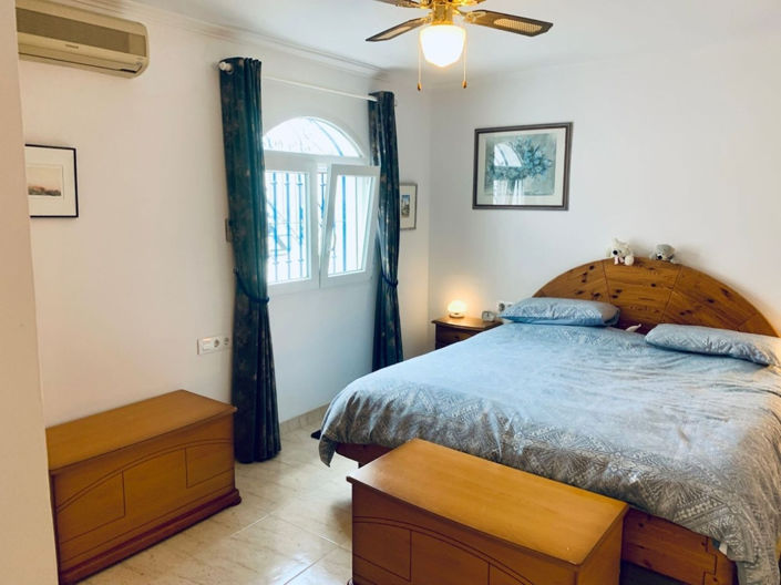 Image No.8-2 Bed Property for sale