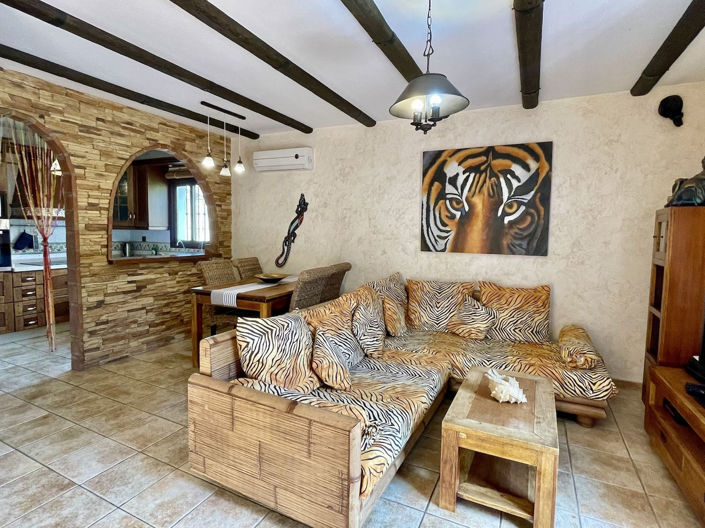 Image No.7-3 Bed Property for sale