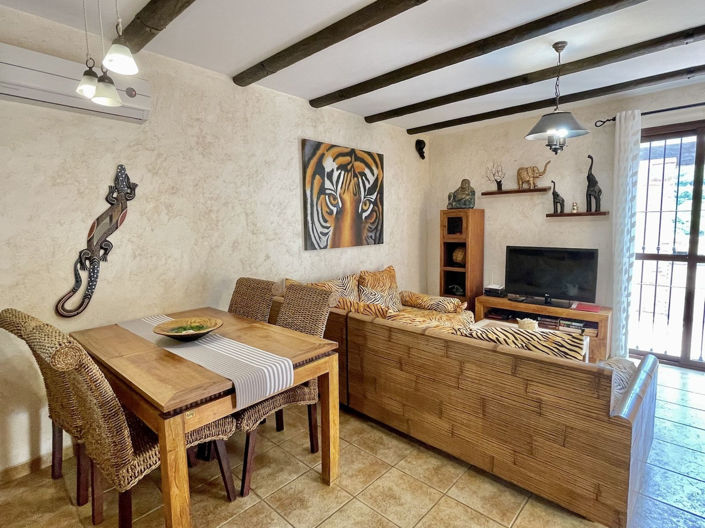 Image No.9-3 Bed Property for sale