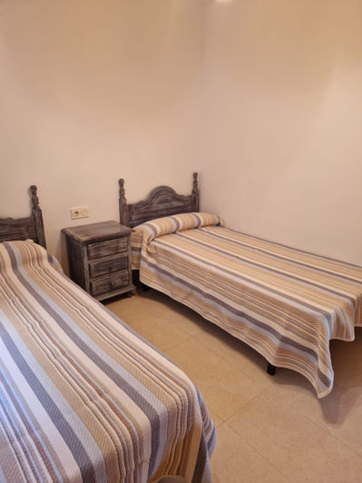 Image No.16-2 Bed Property for sale