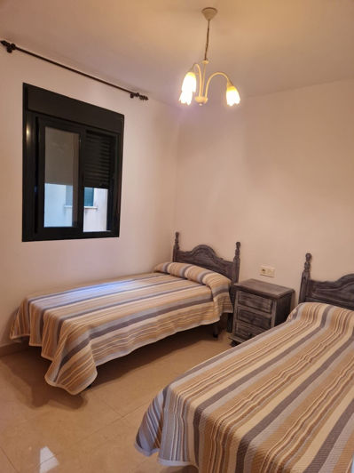 Image No.17-2 Bed Property for sale