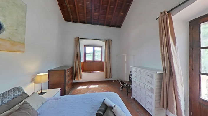 Image No.16-3 Bed Property for sale