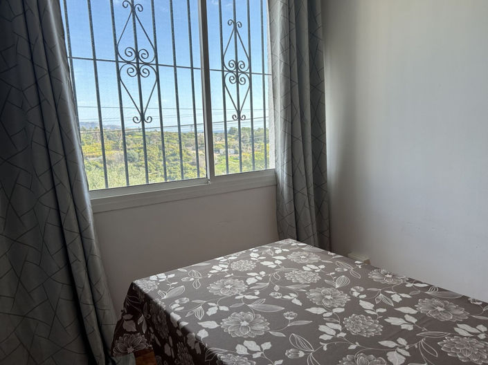 Image No.10-3 Bed Property for sale