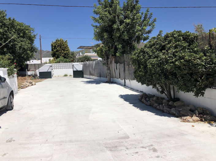 Image No.11-2 Bed Property for sale