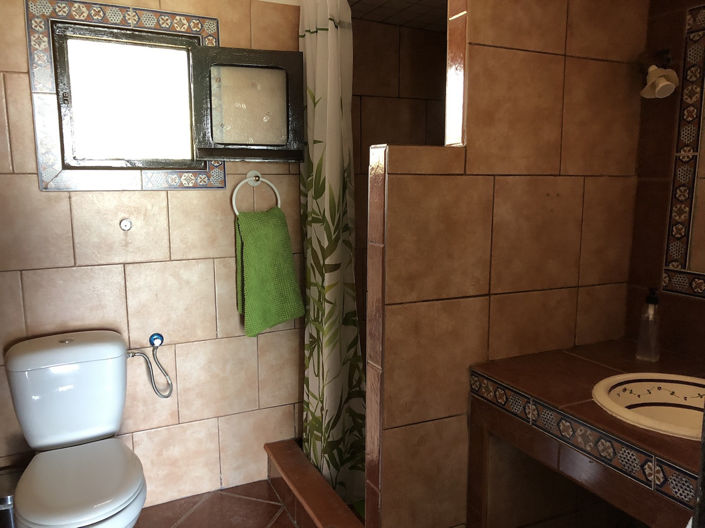 Image No.3-2 Bed Property for sale