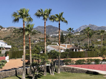 4-c23c0f86247804fa50226aecd8b0b2c8