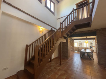 8-e64a9055bba3e77ac8aca3b893cdf826