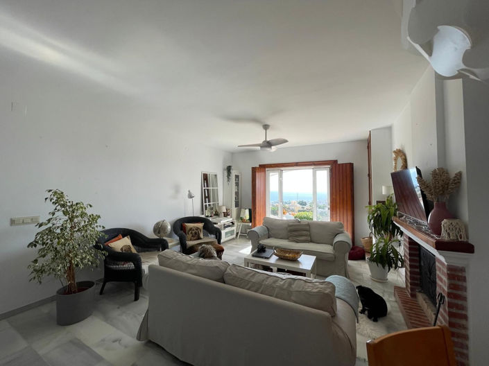 Image No.6-2 Bed Property for sale