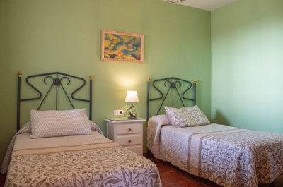 15-11d12f2f454f2f5e9b981fdd8b901d51