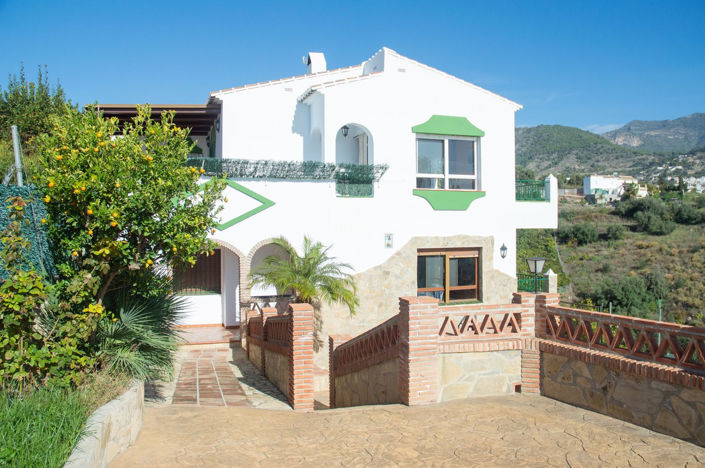 Image No.3-4 Bed Property for sale