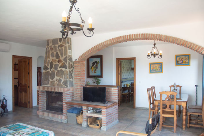 Image No.38-4 Bed Property for sale