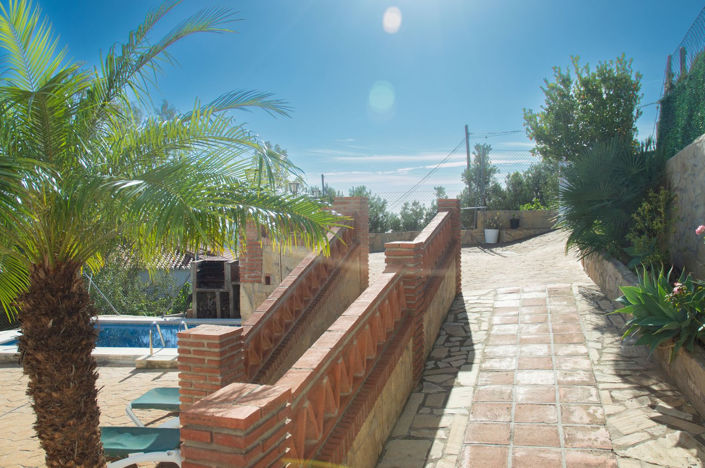 Image No.47-4 Bed Property for sale