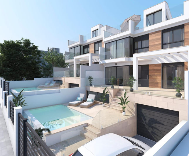 Image No.2-Propriété de 4 chambres à vendre à Nerja