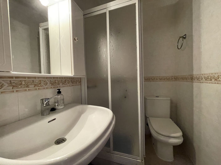 Image No.12-4 Bed Property for sale