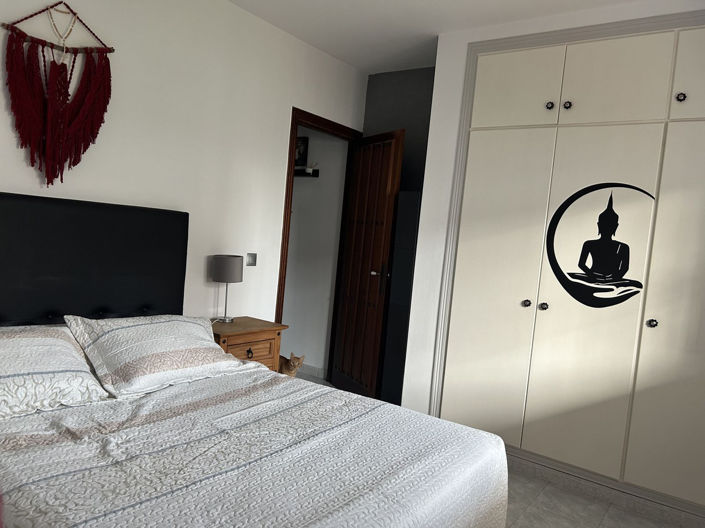 Image No.23-3 Bed Property for sale