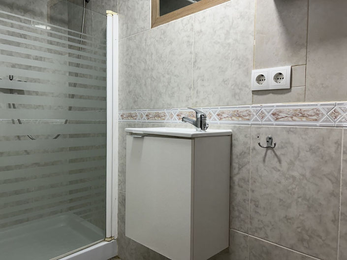 Image No.32-3 Bed Property for sale