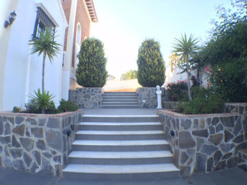 11-20939a0134ad724a8cb2a801094d15a4