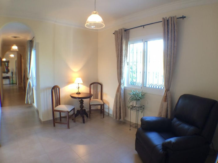 Image No.17-5 Bed Property for sale