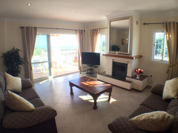 Image No.18-5 Bed Property for sale