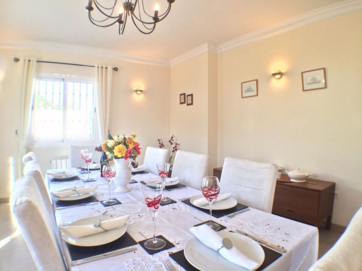 Image No.22-5 Bed Property for sale