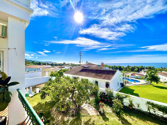 Image No.2-5 Bed Property for sale