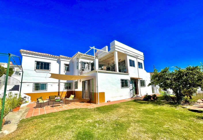 Image No.3-5 Bed Property for sale