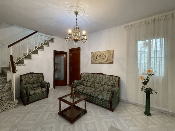 Image No.3-4 Bed Property for sale