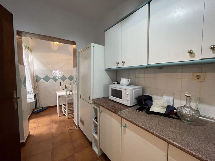 Image No.7-4 Bed Property for sale