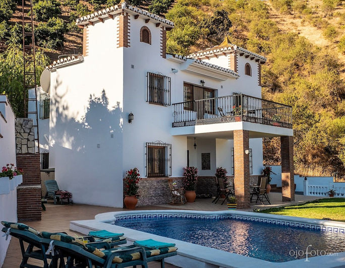Image No.36-5 Bed Property for sale