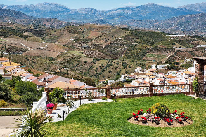 Image No.41-5 Bed Property for sale