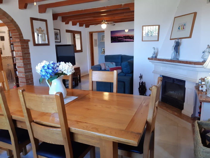 Image No.6-5 Bed Property for sale