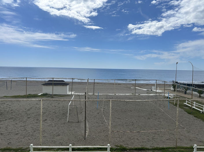 Image No.4-3 Bed Property for sale