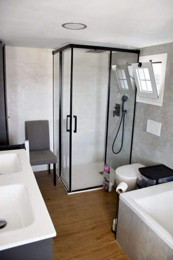 Image No.21-3 Bed Property for sale