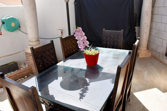 Image No.30-3 Bed Property for sale