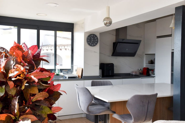 Image No.6-3 Bed Property for sale