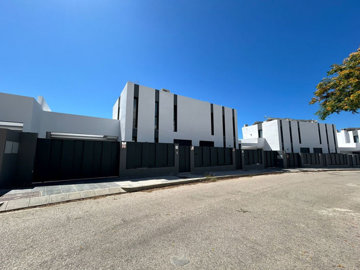 14-d70dc3102c00d7be0e872dfe1c1f86d7