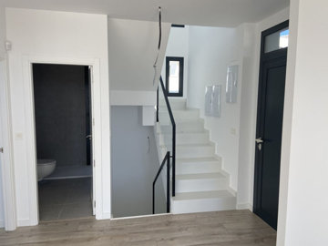 9-467d0cee5b725f3ef65f102a0c2e69c0