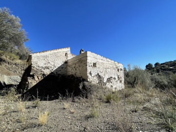 12-53013098fcab6c38b1379cd33298e050