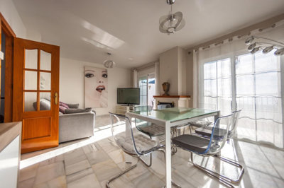 11-20939a0134ad724a8cb2a801094d15a4