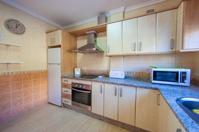 13-5fd73dea700db77384c091ca9818b1a9