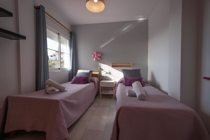 Image No.16-3 Bed Property for sale