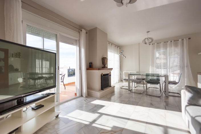 Image No.4-3 Bed Property for sale