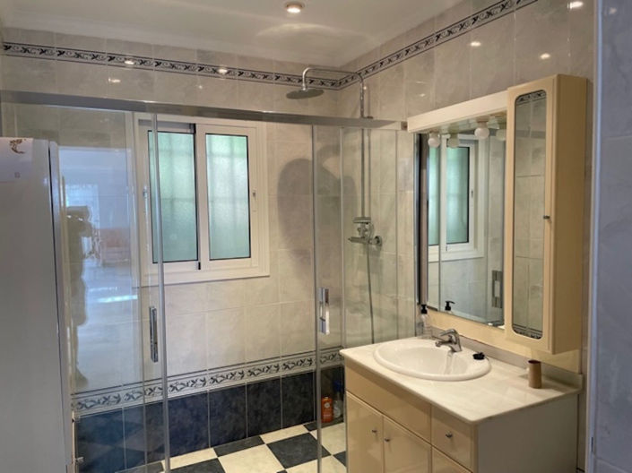 Image No.13-4 Bed Property for sale