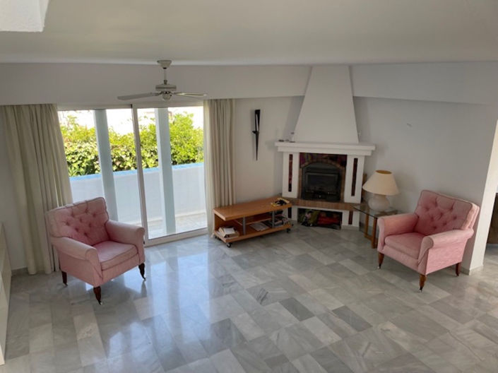 Image No.6-4 Bed Property for sale