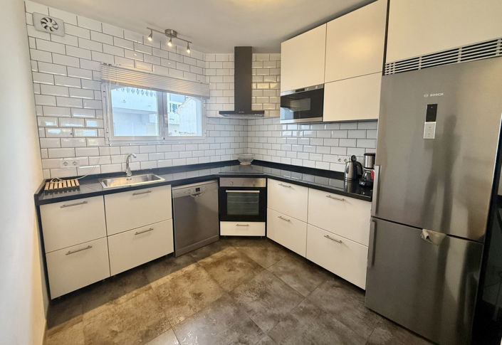 Image No.2-3 Bed Property for sale