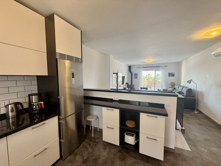 Image No.3-3 Bed Property for sale