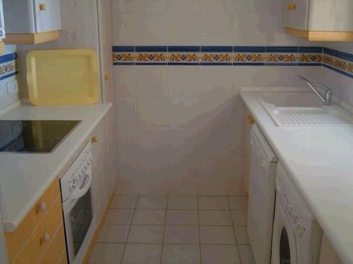 Image No.11-2 Bed Property for sale