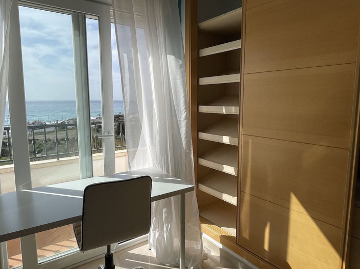 Image No.17-5 Bed Property for sale