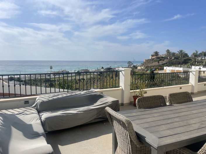 Image No.34-5 Bed Property for sale